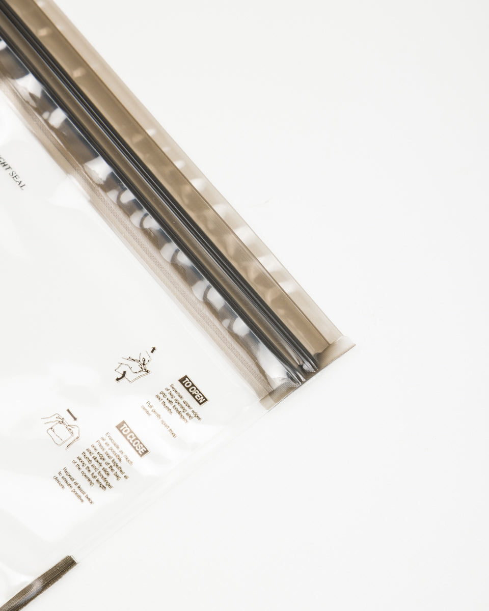 And Wander LOKSAK x and wander Waterproof Case 9 x 6 - Clear - Standard & Strange