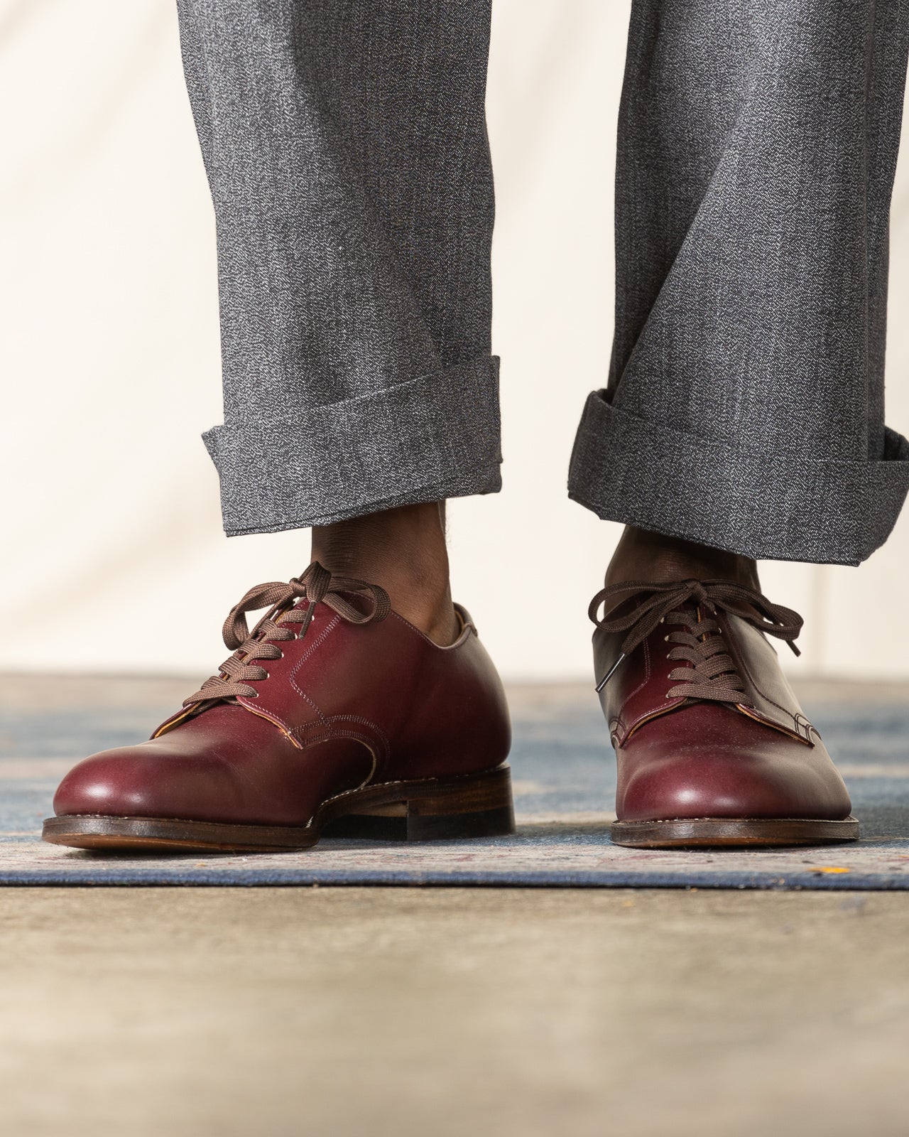 Attractions Service Shoes - Burgundy - Standard & Strange