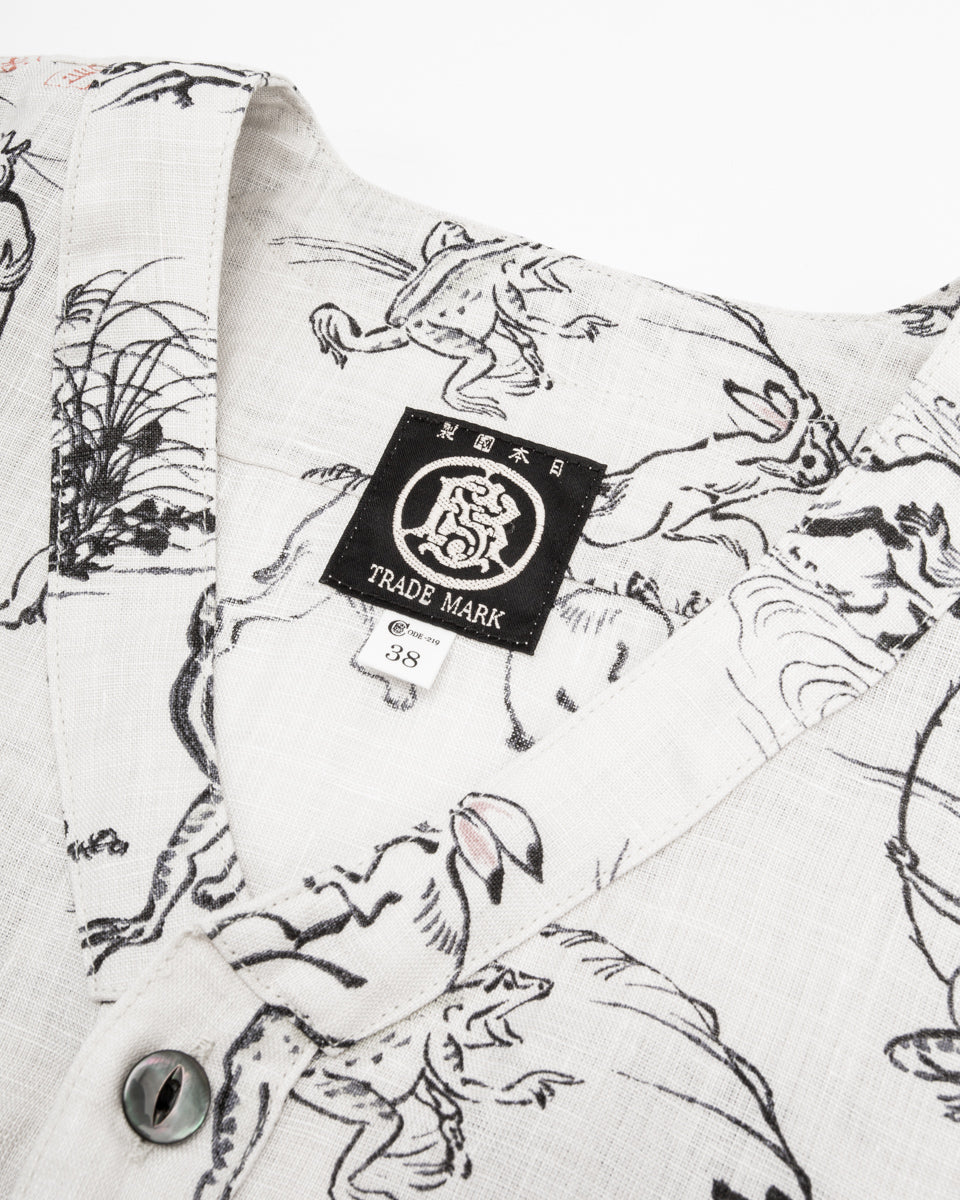 Black Sign “Playing Animal” Full Open Surgeon Shirt - Ivory - Standard & Strange