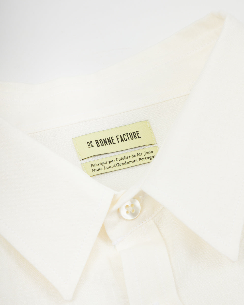 De Bonne Facture Essential Shirt - Off White Belgian Light Linen - Standard & Strange