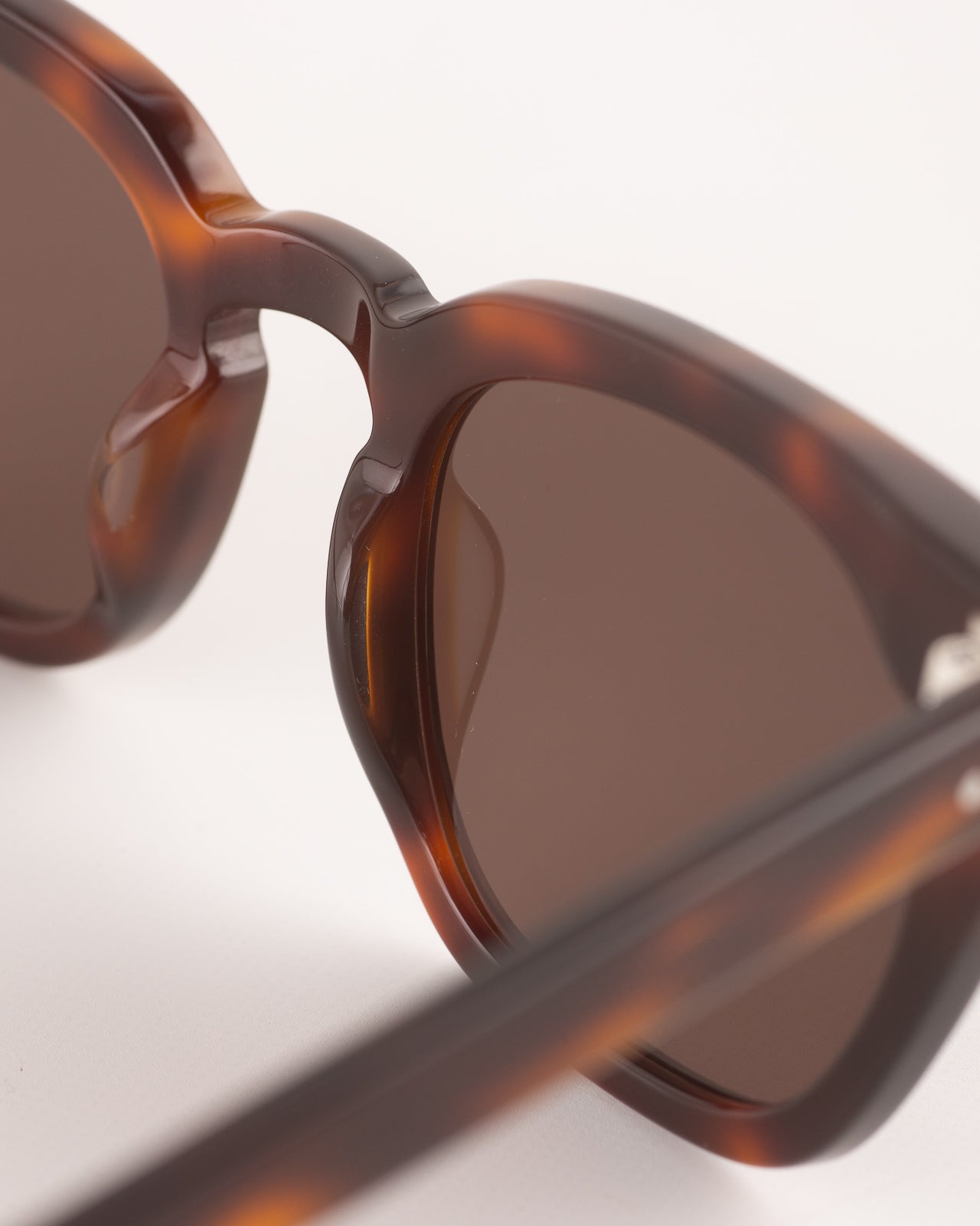 Lowercase Eyewear Roseland Sunglass - Honey - Standard & Strange
