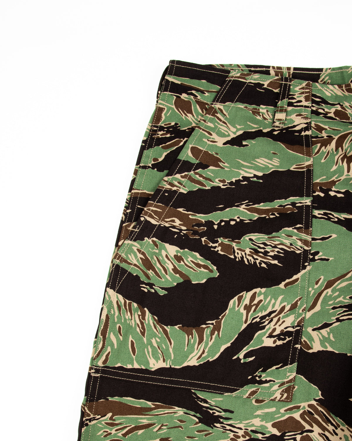 The Real McCoy's Tiger Camouflage Civilian Trousers / John Wayne - Green - Standard & Strange