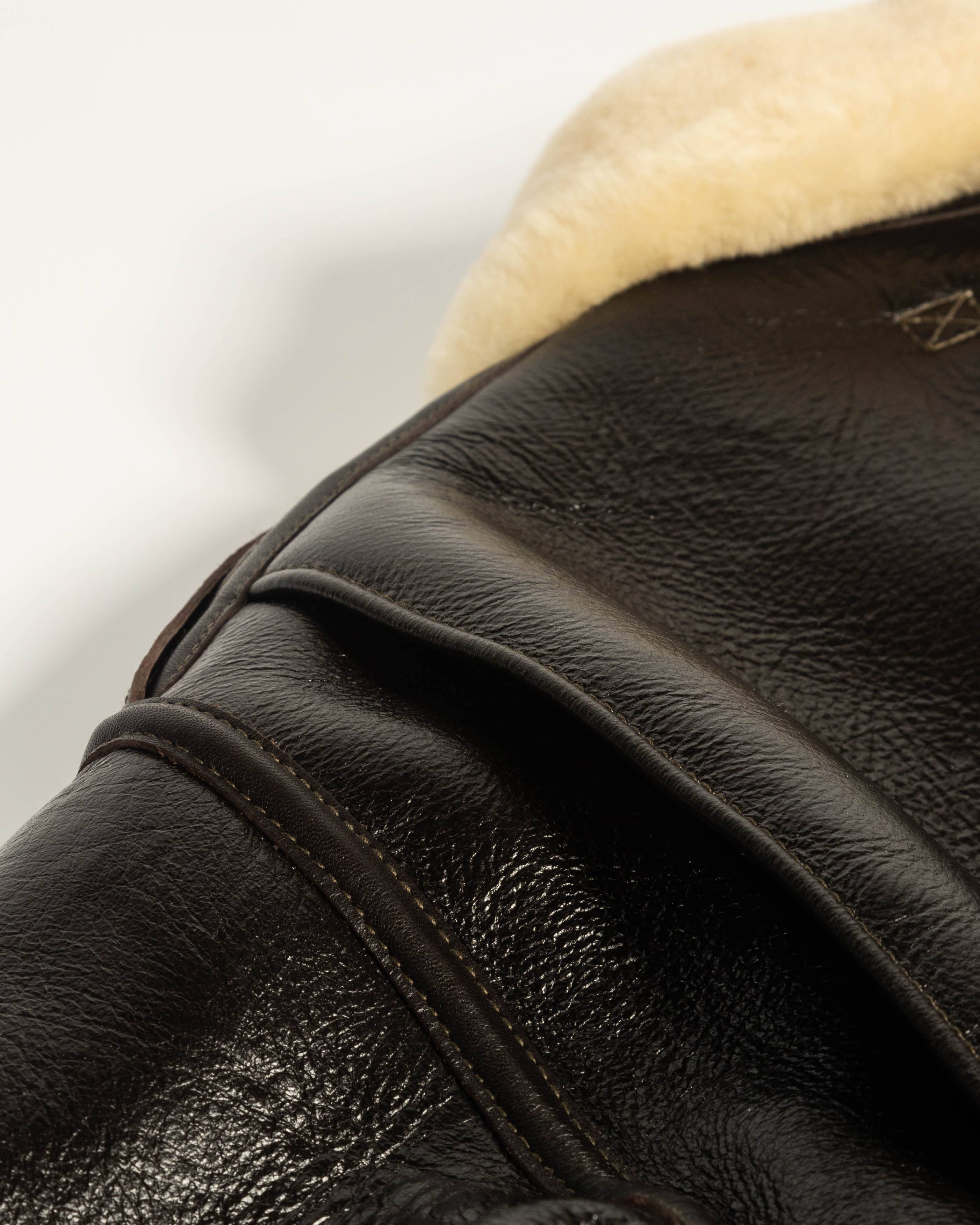 The Real McCoy's Type B-6 Real McCoy MFG. CO. - Seal Brown - Standard & Strange