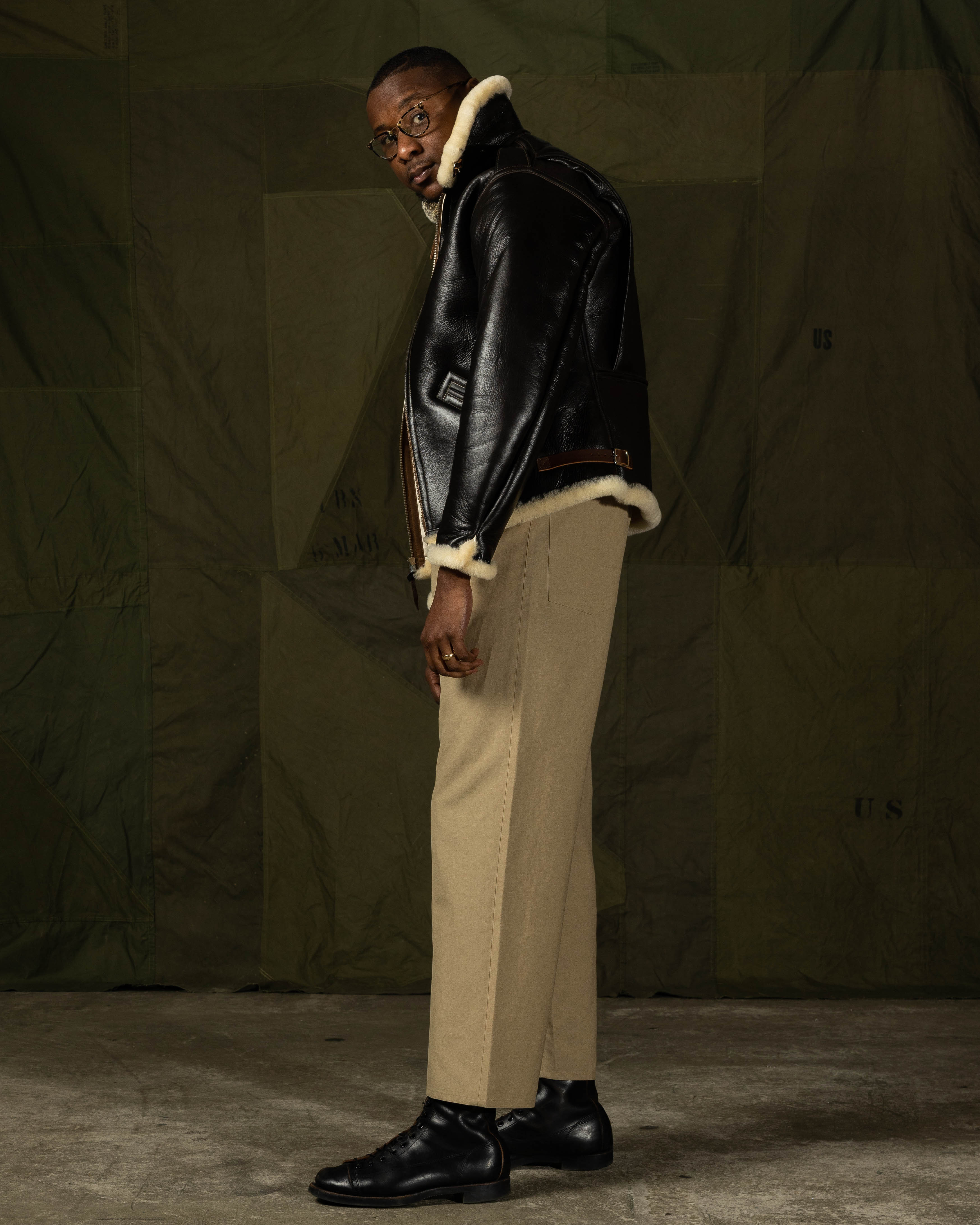 The Real McCoy's Type B-6 Real McCoy MFG. CO. - Seal Brown - Standard & Strange