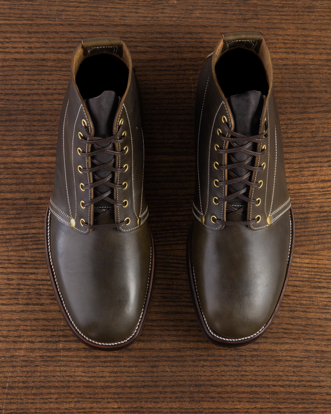 Unsung House S&S x Unsung House Slog Boot - Walnut Overdye Olive Latigo - Standard & Strange