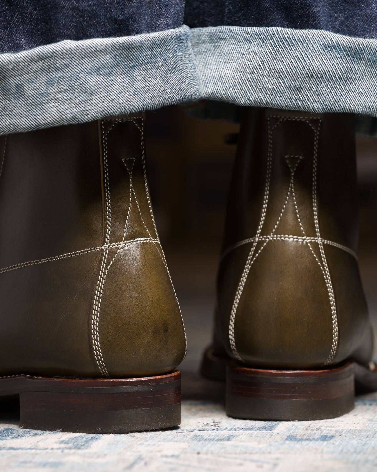 Unsung House S&S x Unsung House Slog Boot - Walnut Overdye Olive Latigo - Standard & Strange