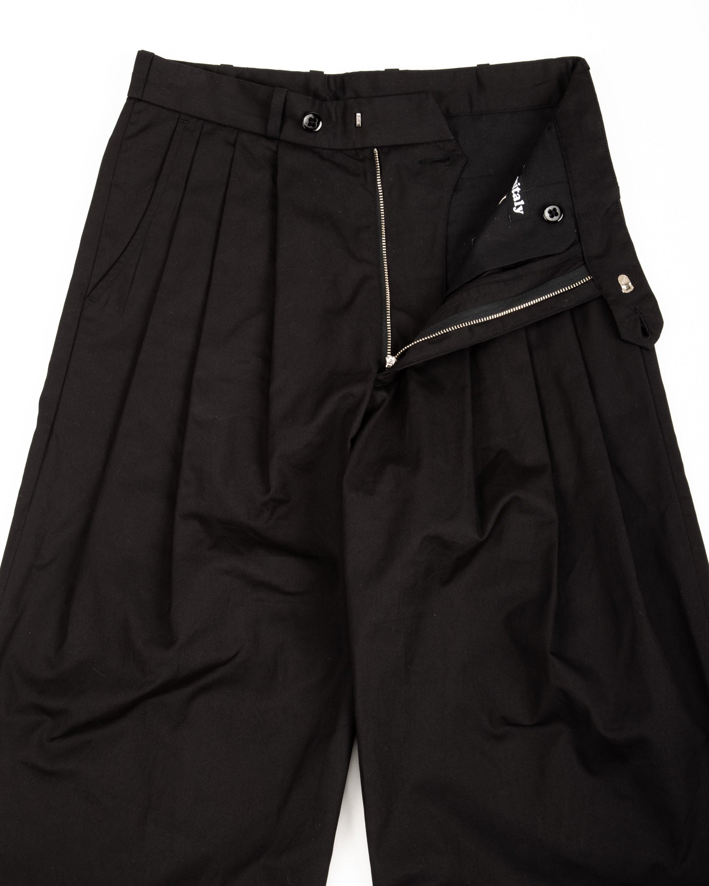 Monitaly Triple Tuck Wide Pants - Black Vancloth Oxford - Standard & Strange