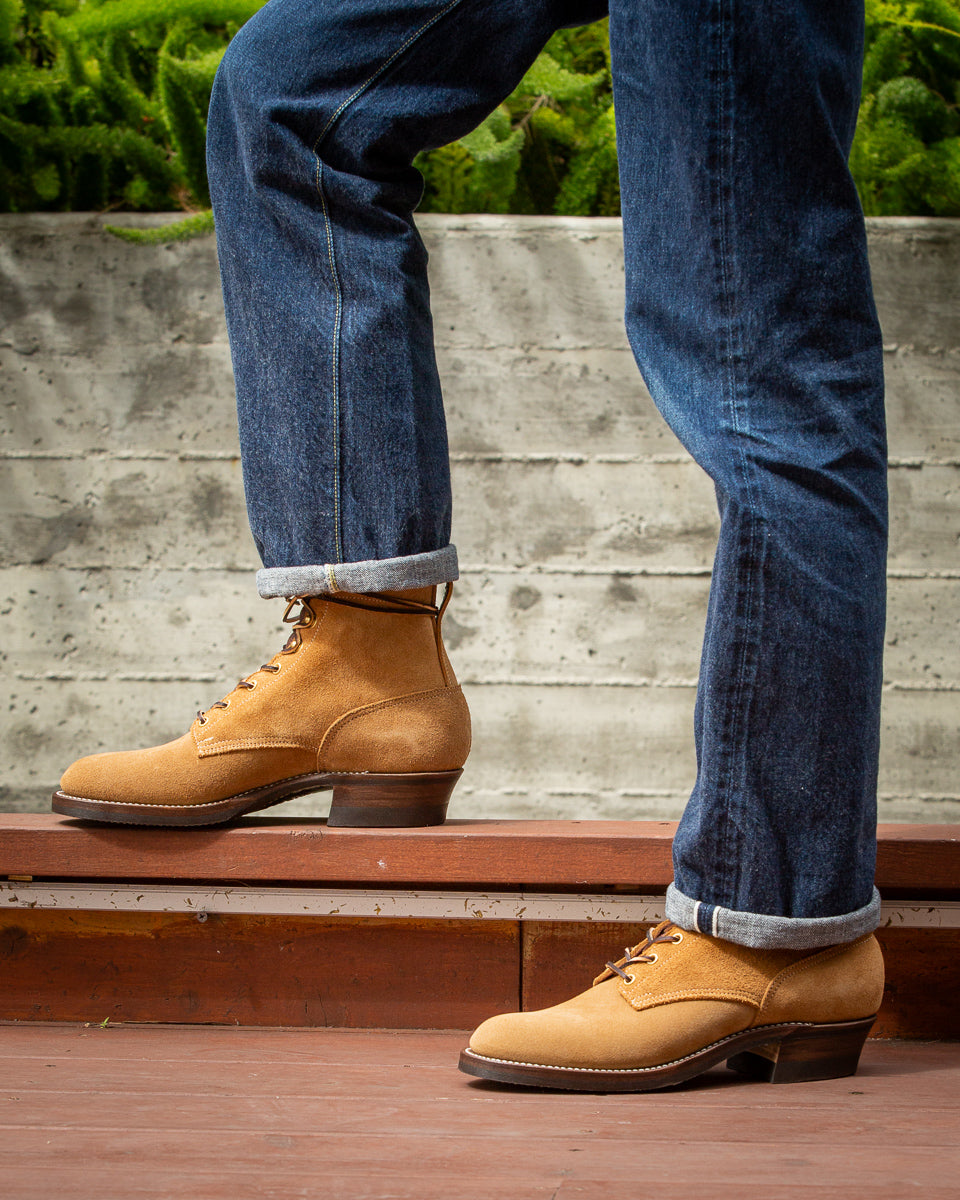 Rolling Dub Trio Griffin Plain Toe Boots - Beige Suede - Standard & Strange