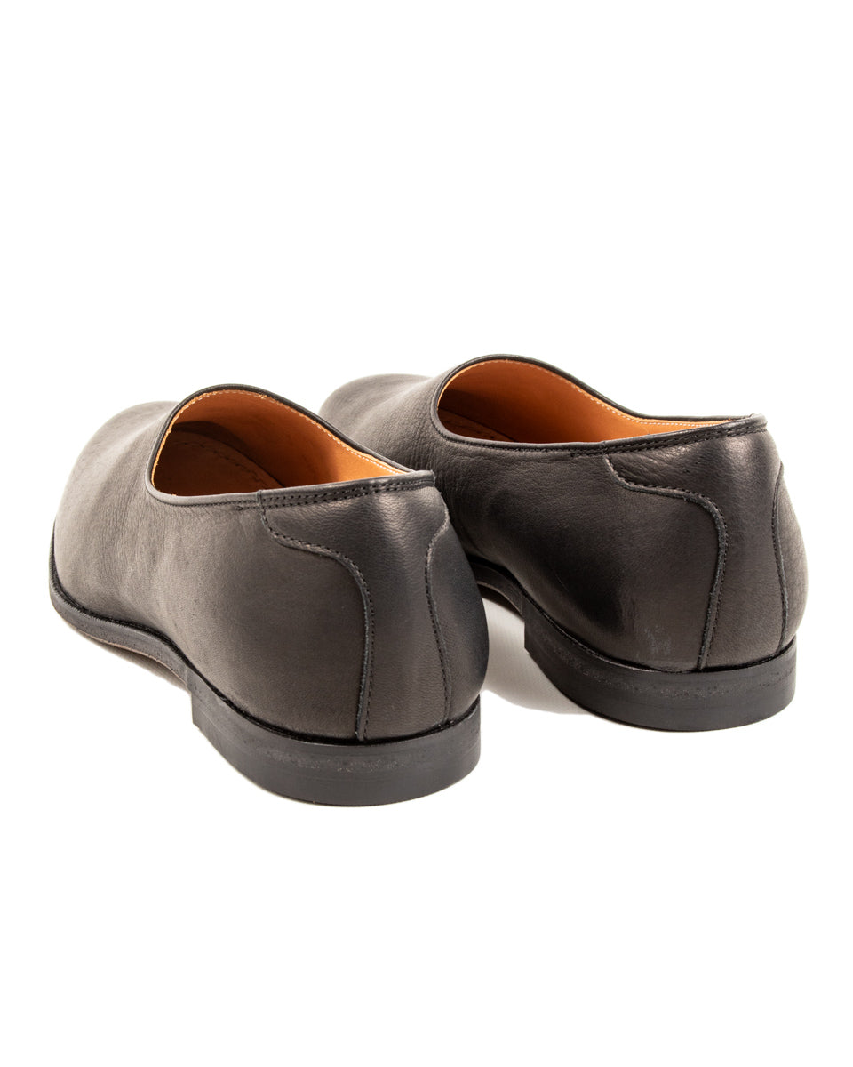 Rolling Dub Trio Swan Slip On - Black Deerskin - Standard & Strange