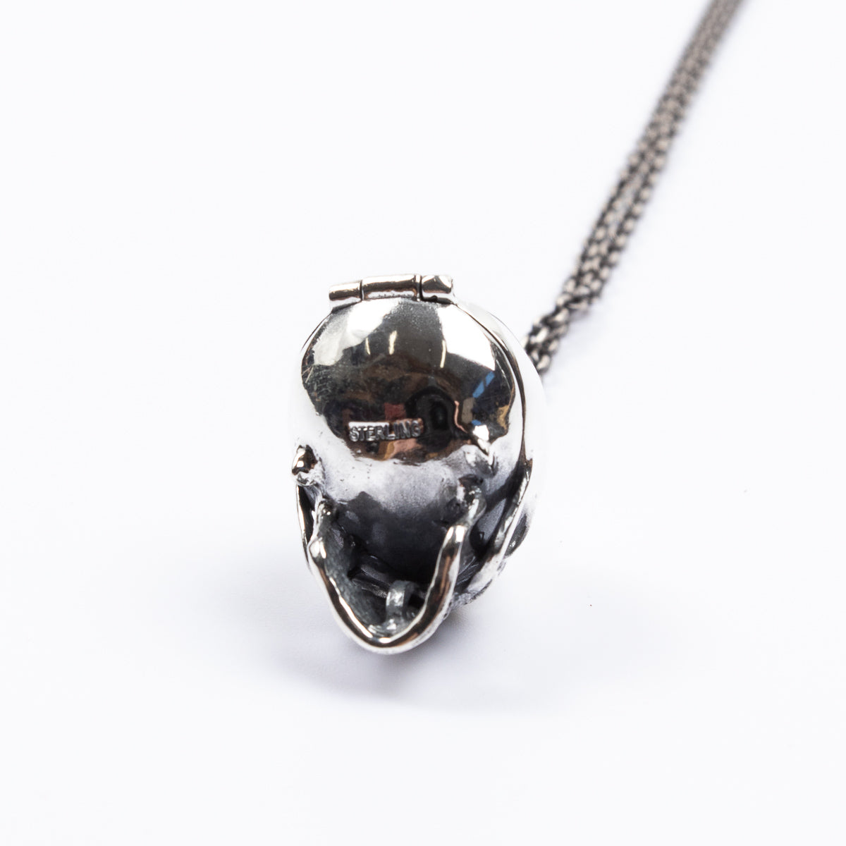 Black Sign Poison in the Brain Charm - Standard & Strange