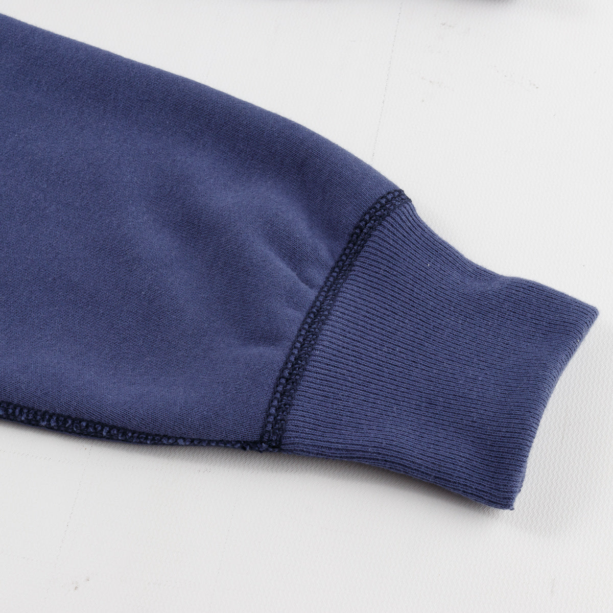 The Real McCoy's 9oz Loopwheel Raglan Sleeve Sweatshirt - MQ Navy - Standard & Strange