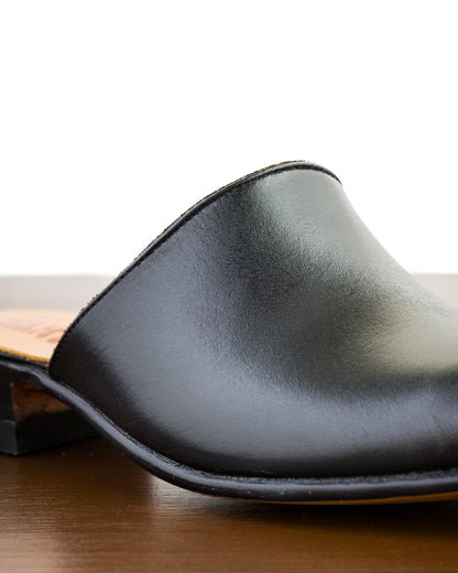 Chamula Corbusier Mule - Negro - Standard & Strange