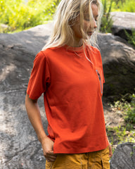 And Wander Seamless S/S Tee - Red - Standard & Strange