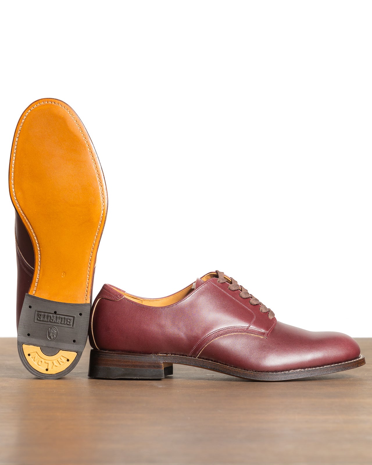 Attractions Service Shoes - Burgundy - Standard & Strange
