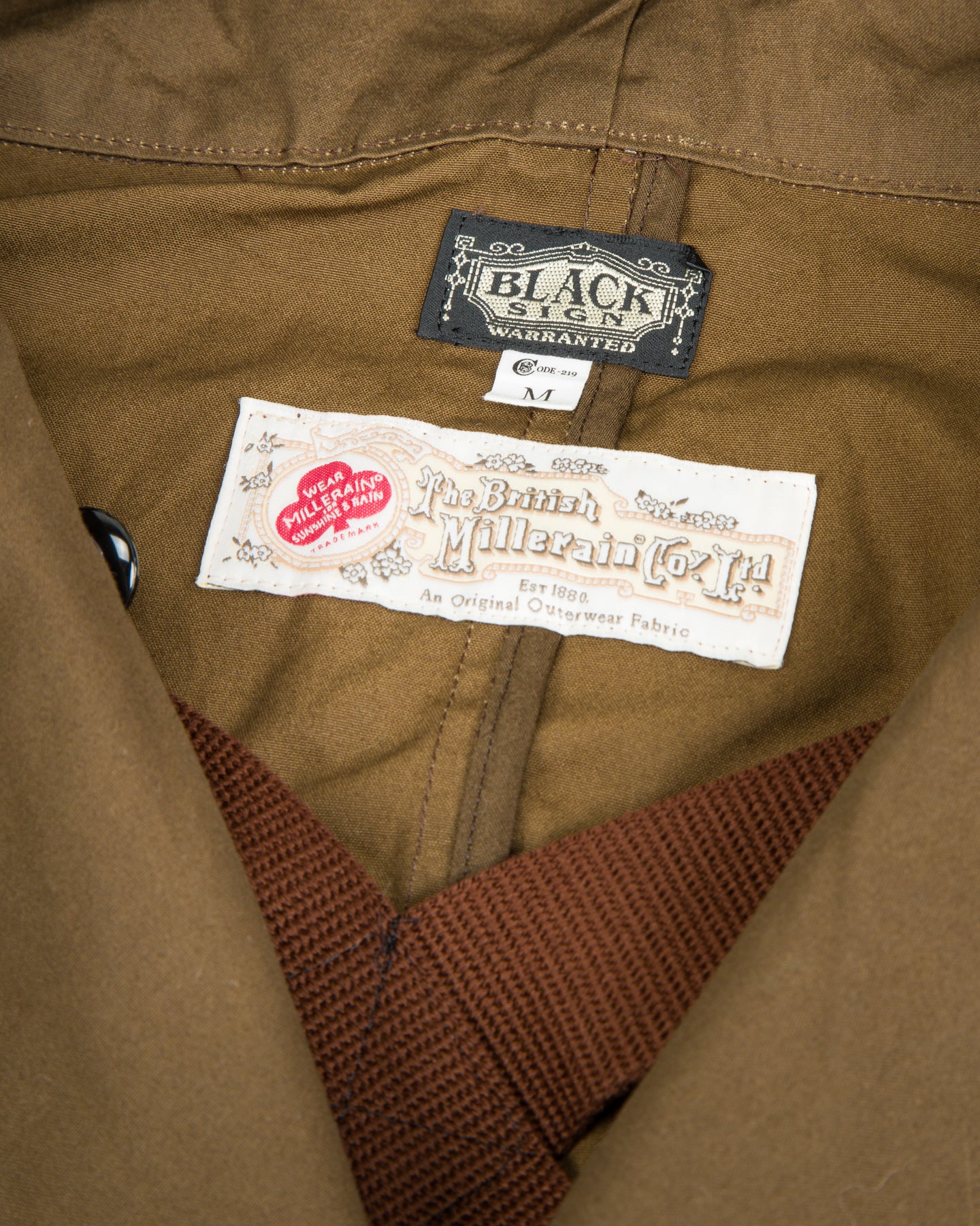 Black Sign Vagrant Coat - Weed - Standard & Strange