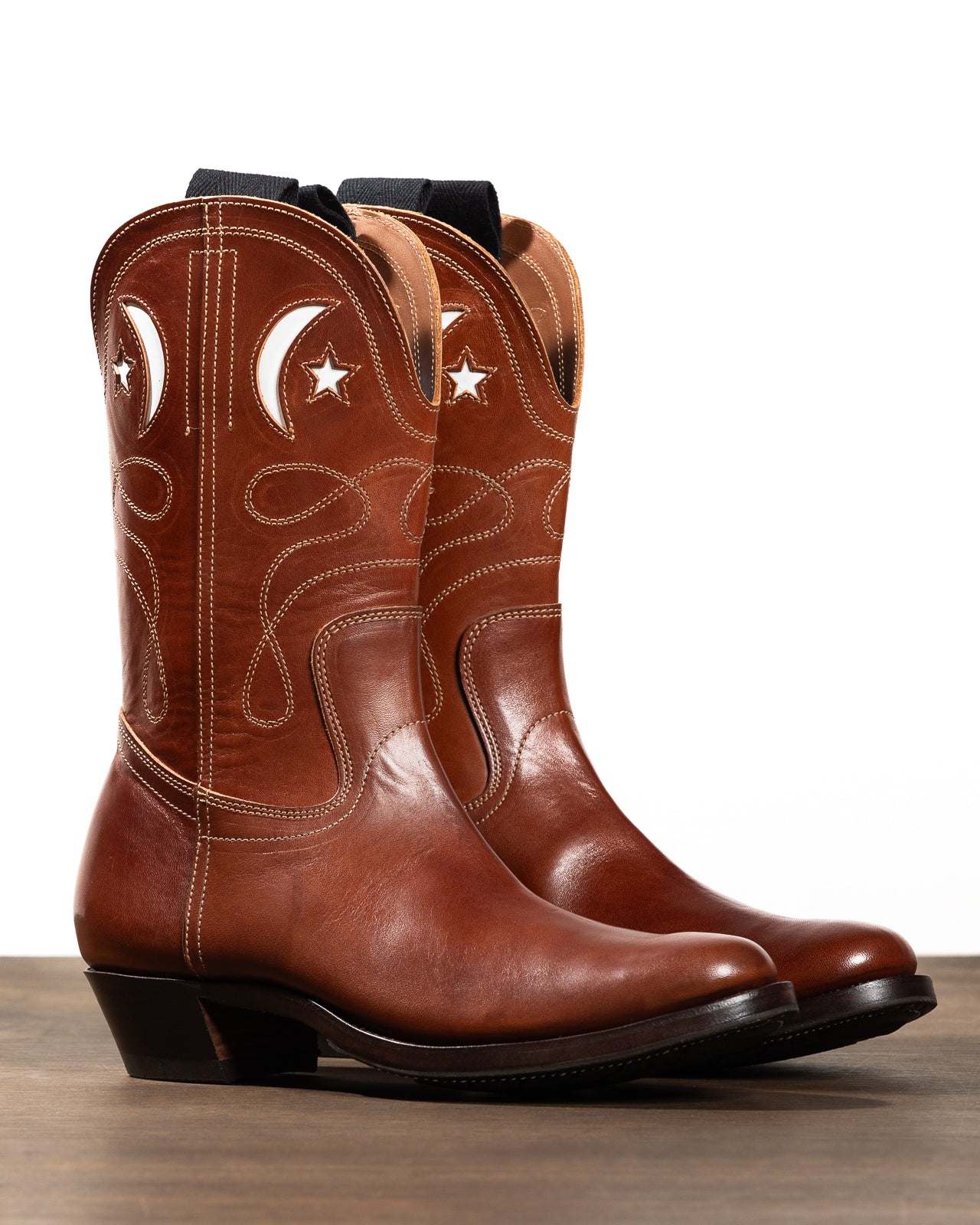 Clinch Boots – Standard & Strange