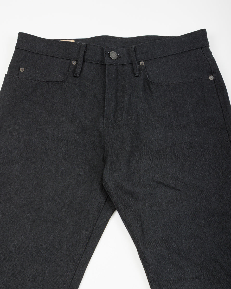 Freenote Portola Classic Taper - 14.25oz Black/Gray Selvedge - Standard & Strange