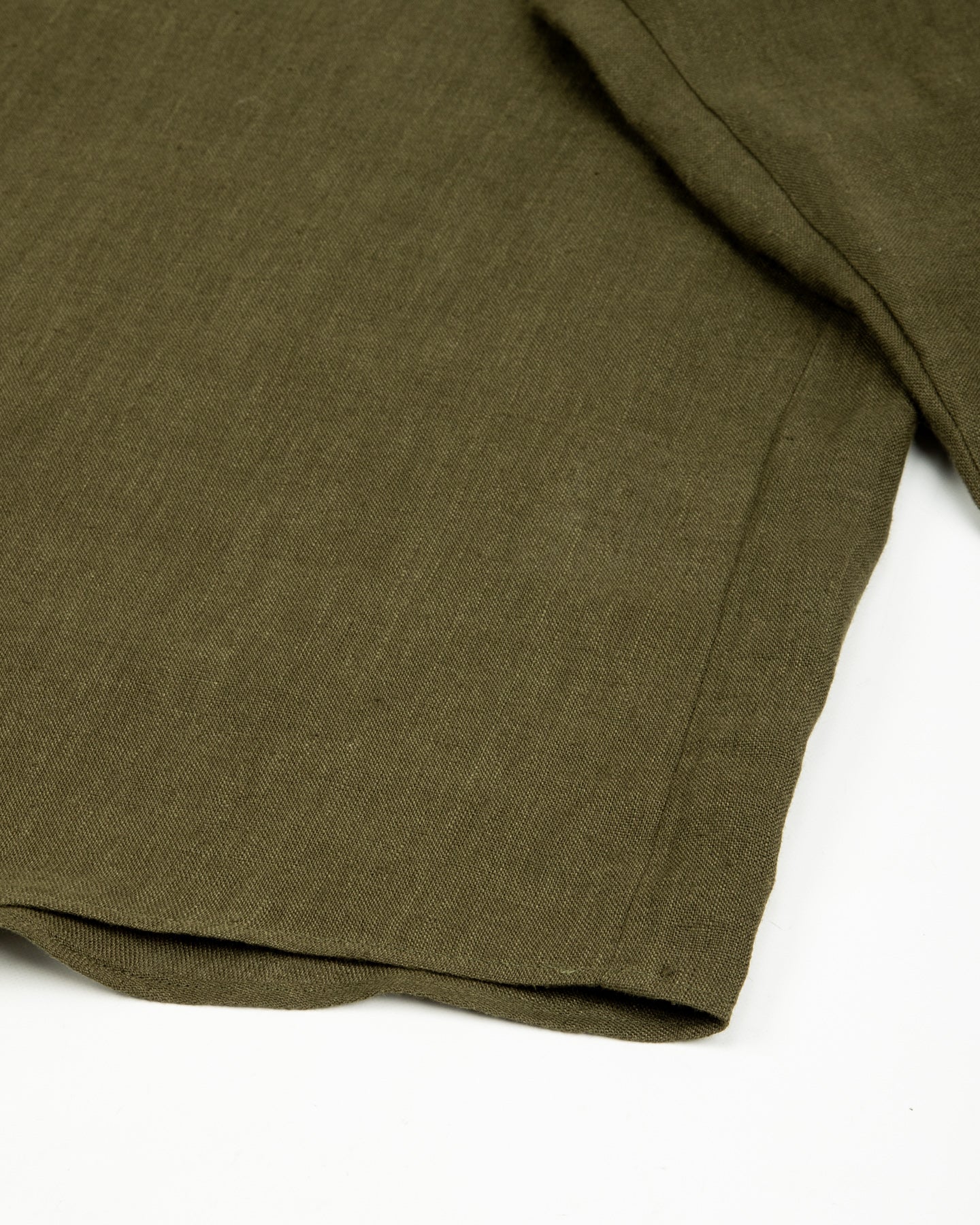 Gorsch Wide Silhouette Collar Shirt - Khaki Green French Linen - Standard & Strange