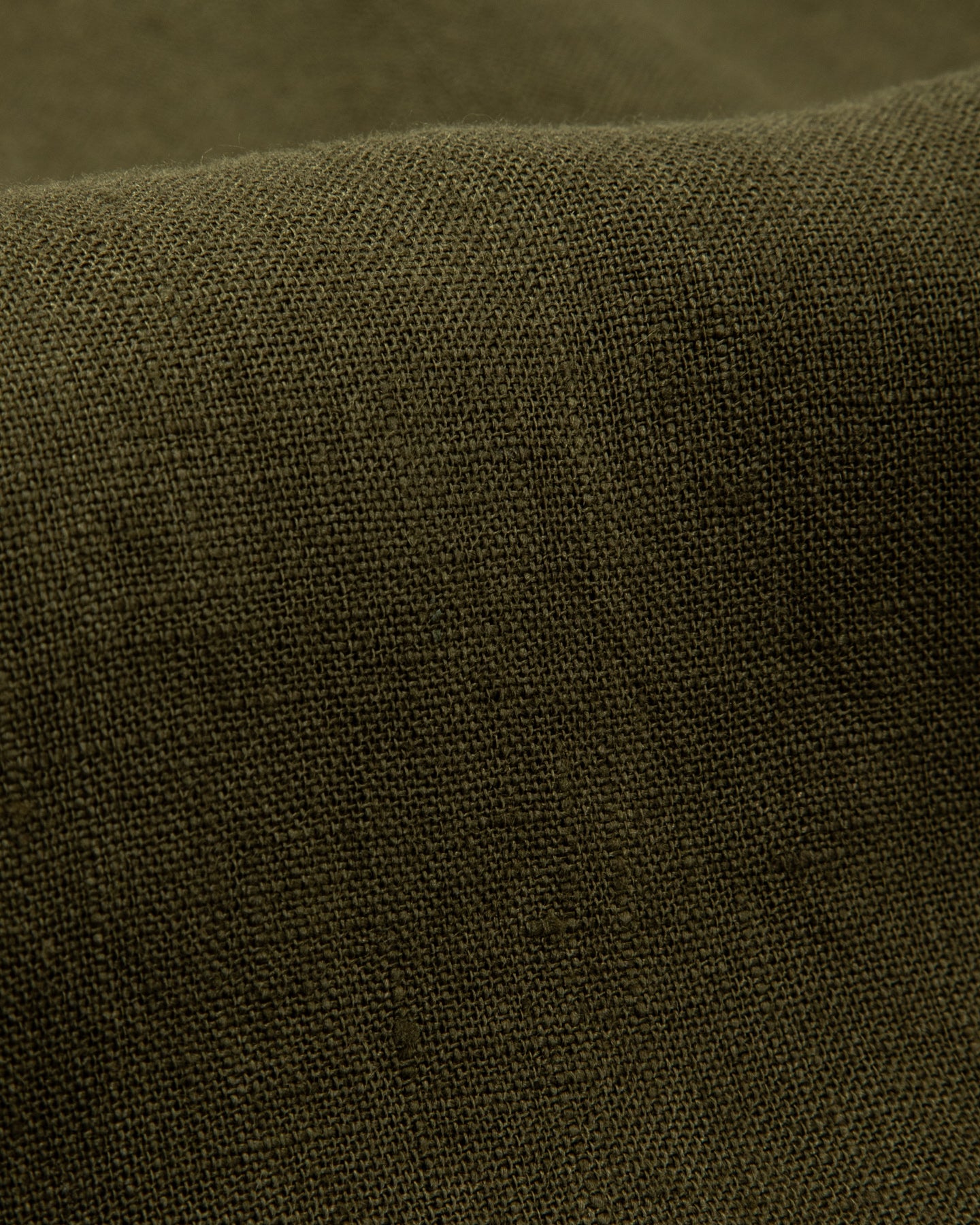 Gorsch Wide Silhouette Collar Shirt - Khaki Green French Linen - Standard & Strange
