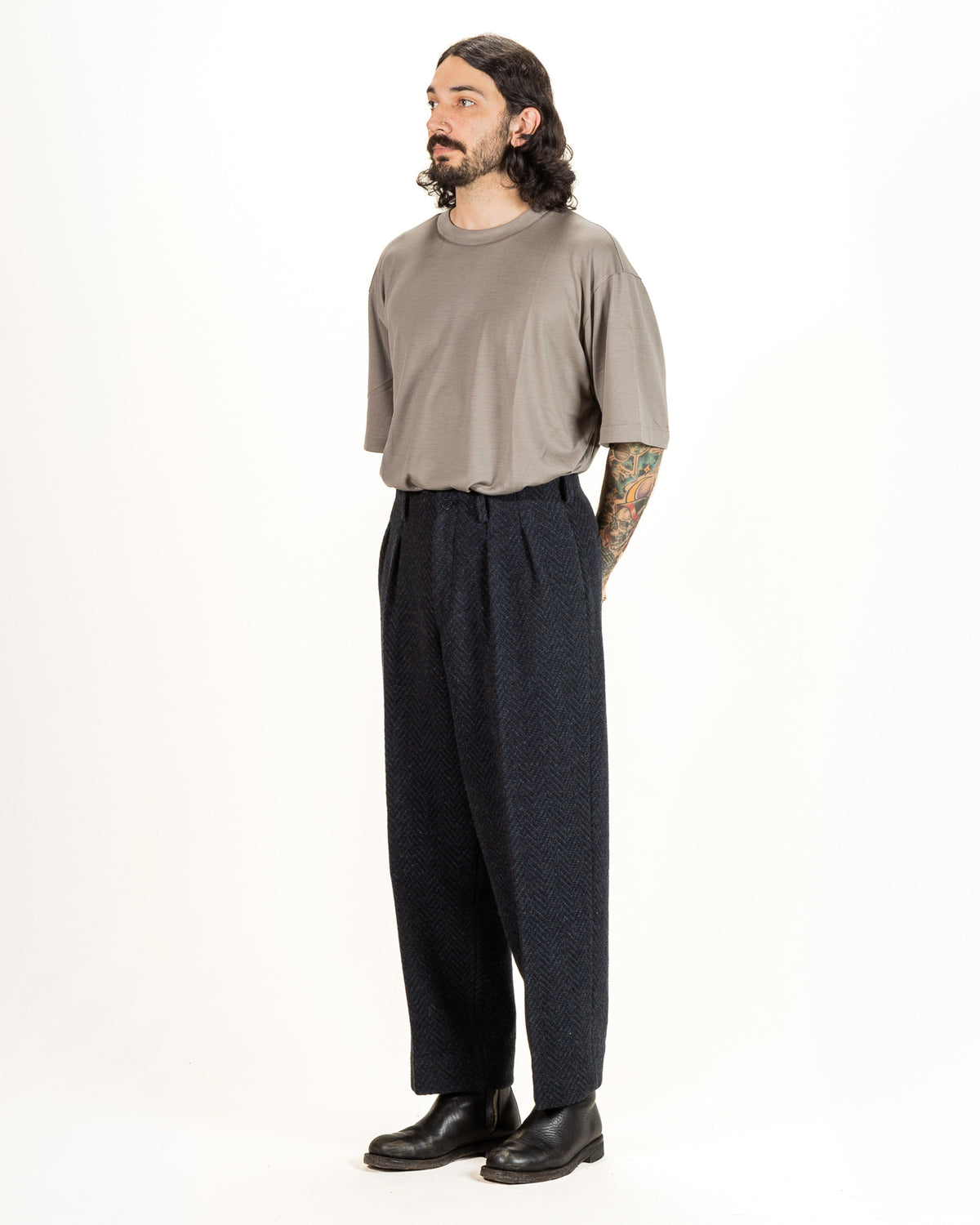 Gorsch Wool Two Tuck Trousers - Navy Dynamic Herringbone - Standard & Strange