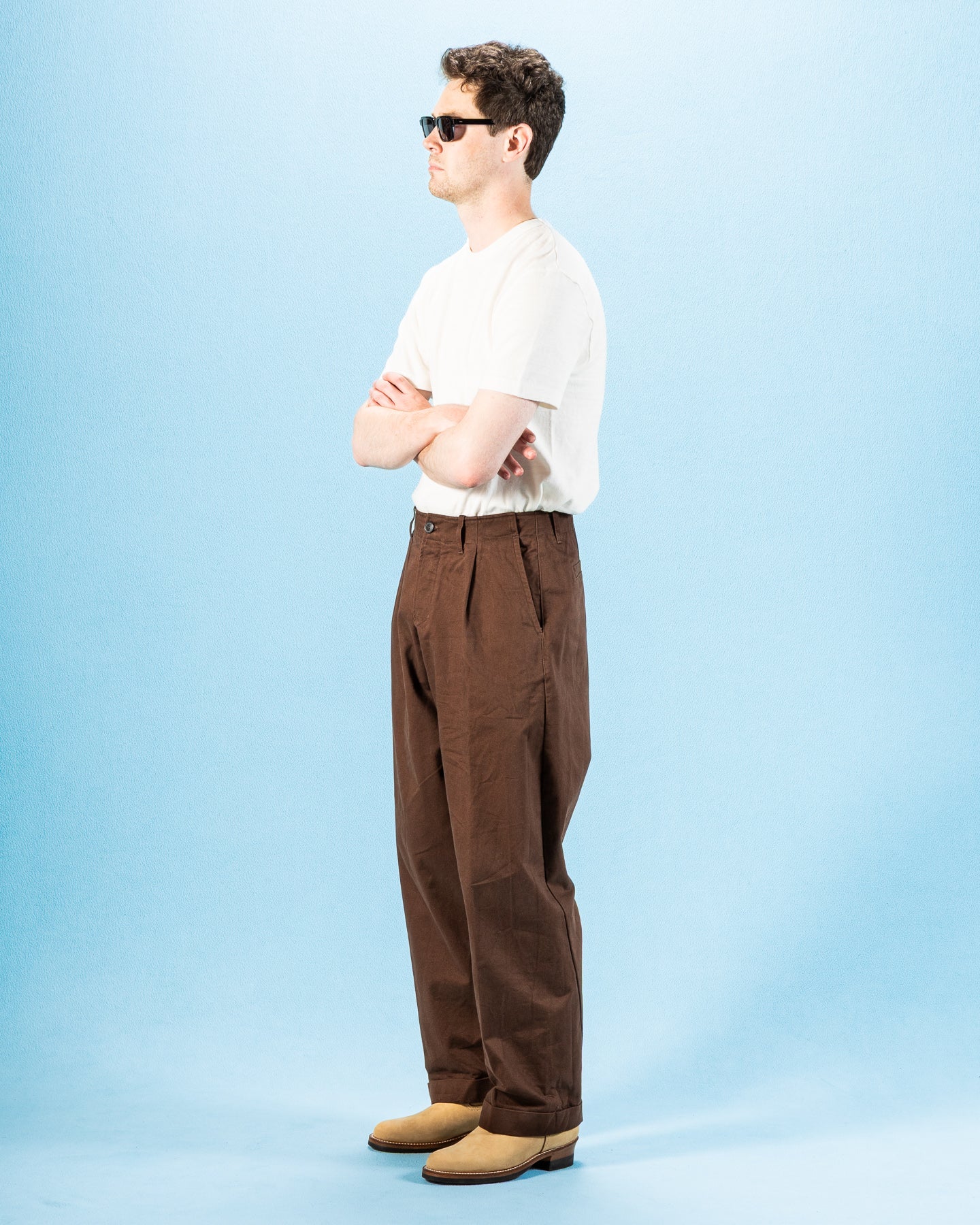 Hansen Bobby Wide Pleated Trousers - Chestnut Gabardine - Standard & Strange