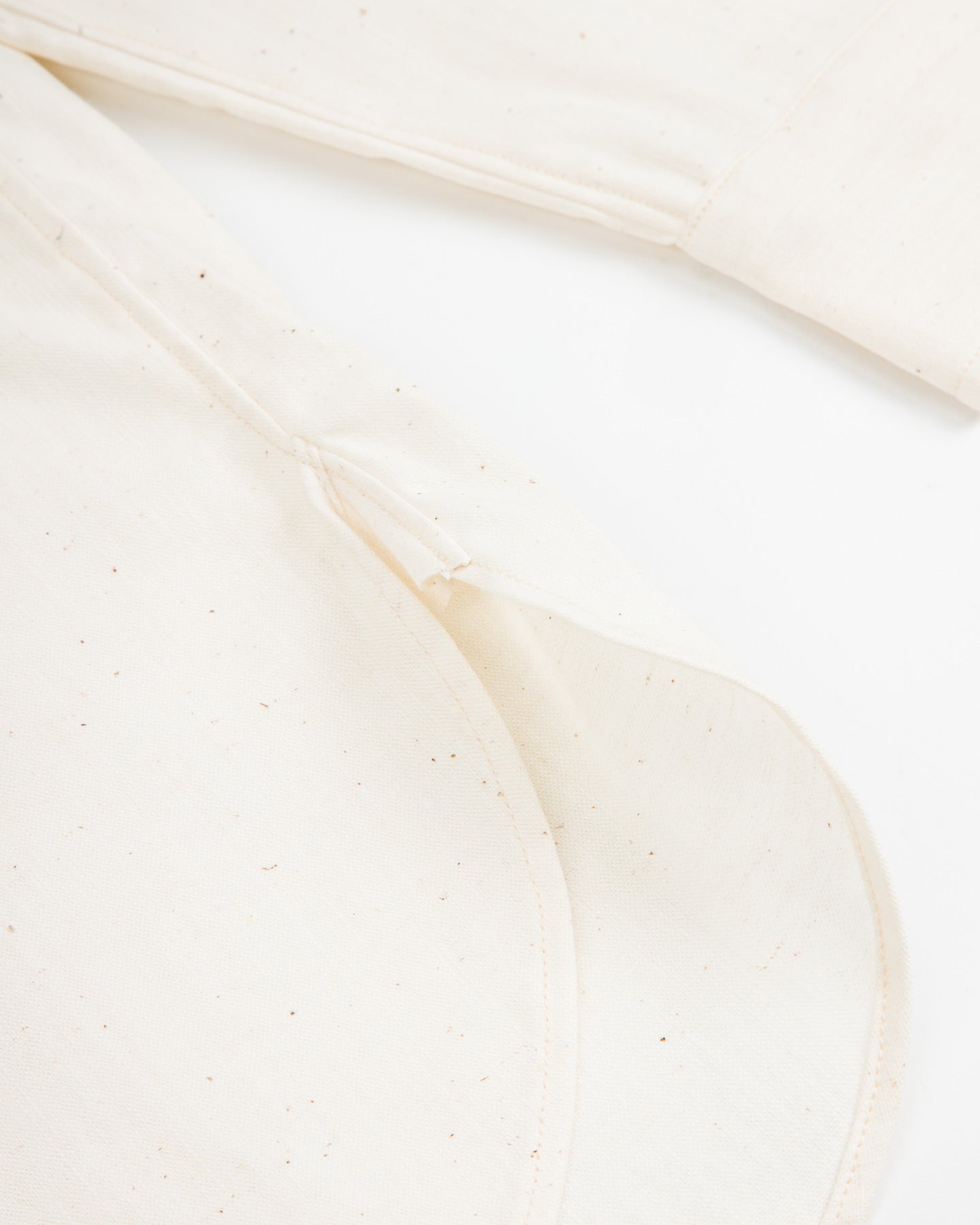 John Gluckow BB Round Collar Oxford - Ecru - Standard & Strange