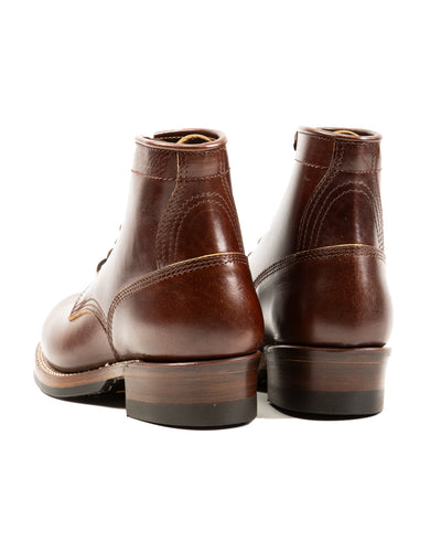 Botte pour femme en cuir souple marron à talon large et fermeture zip Botte pour femme en cuir souple marron à talon large et fermeture zip