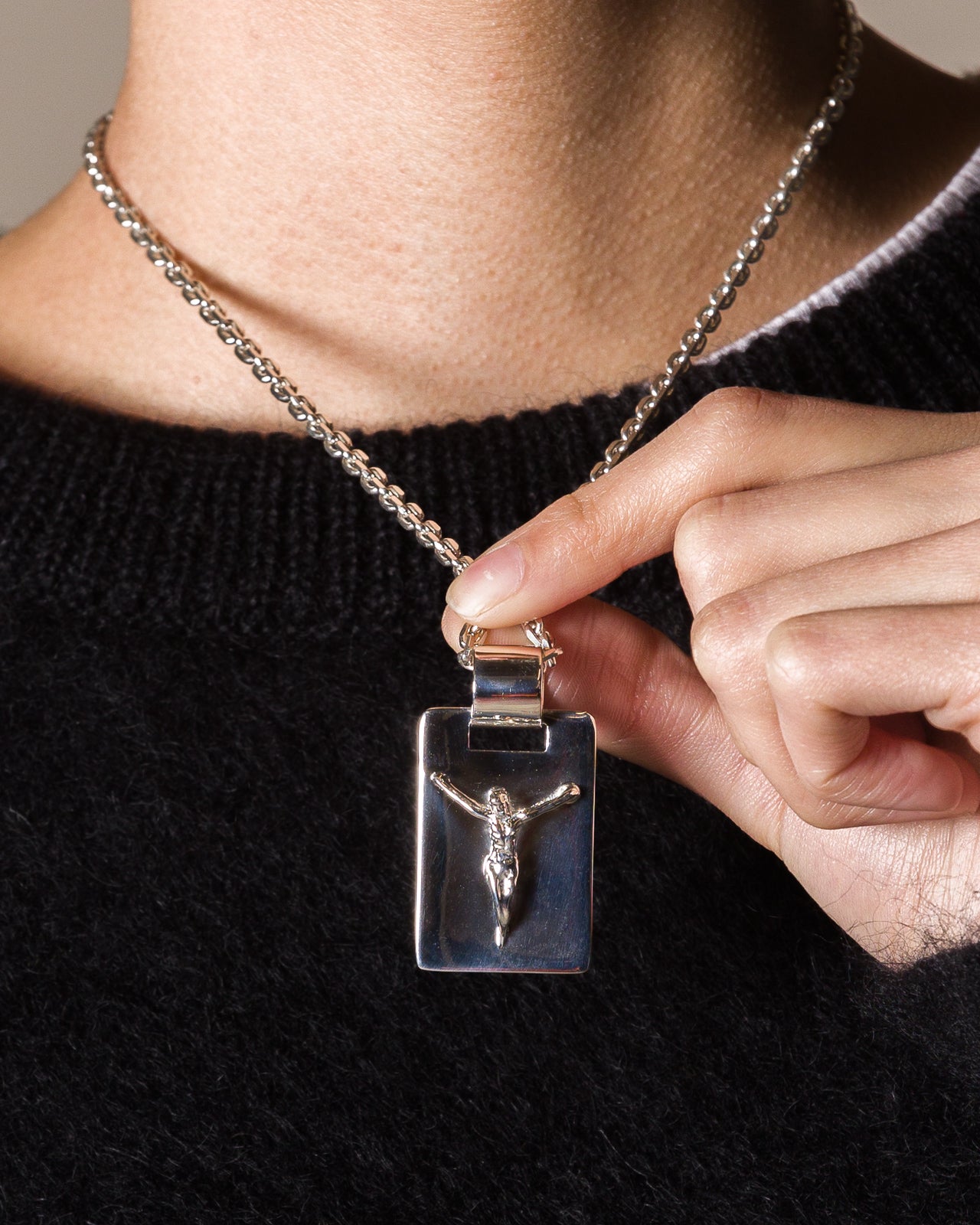 Martine Ali Domanii With Baby Diamond Cut Chain - Standard & Strange