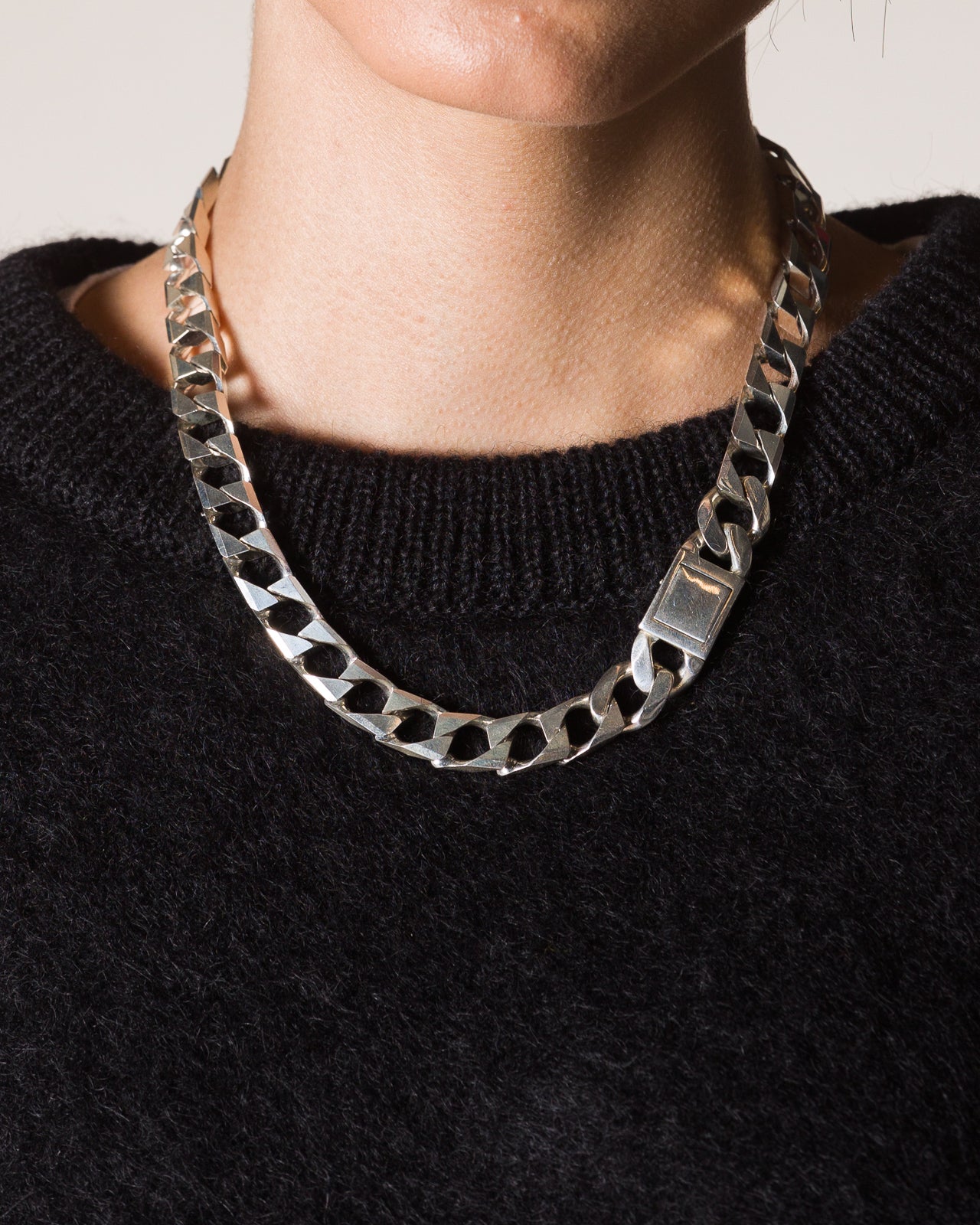 Martine Ali Ferd Chain - Standard & Strange