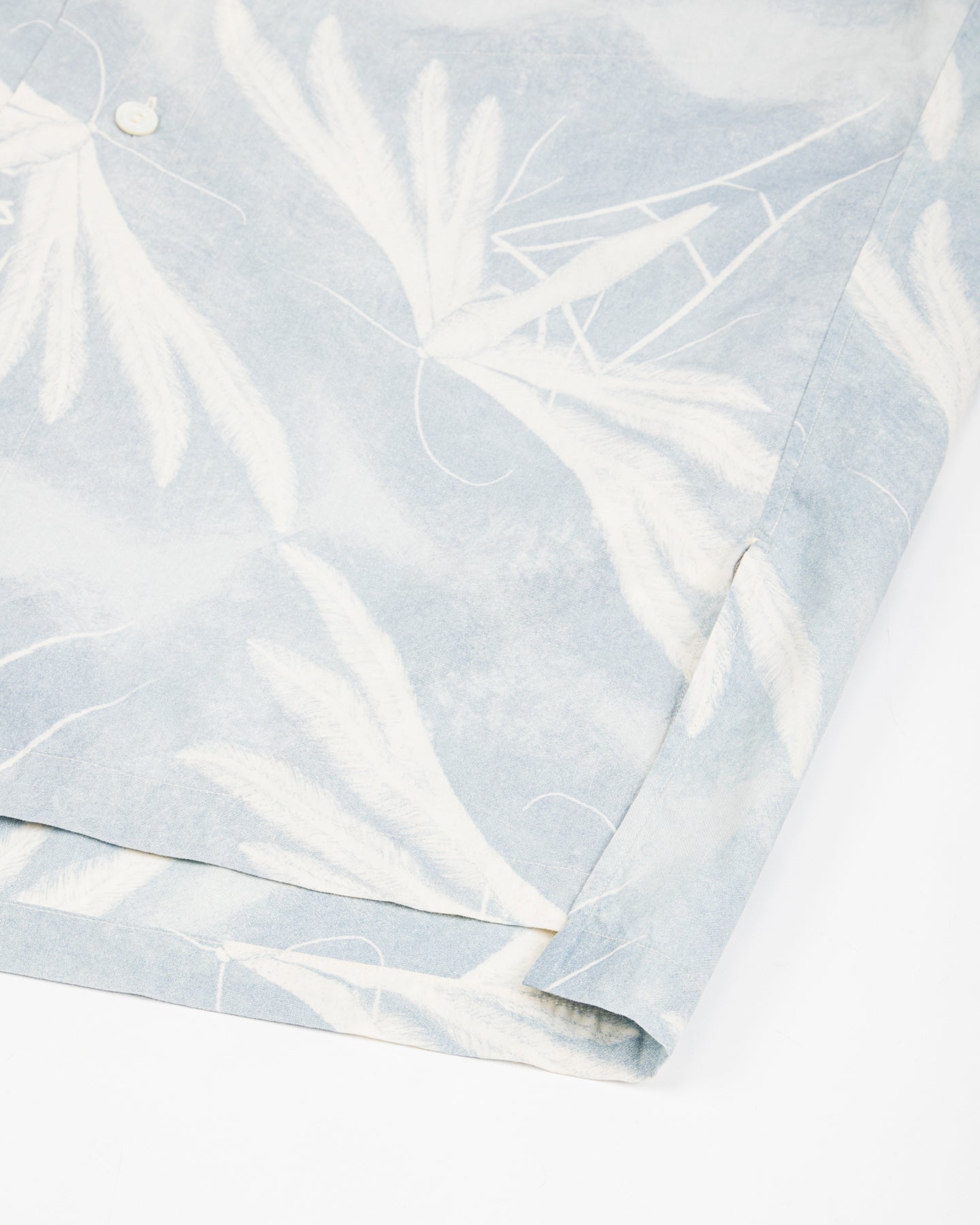 Dala Shirt - Moth Print Cotton Silk Broadcloth