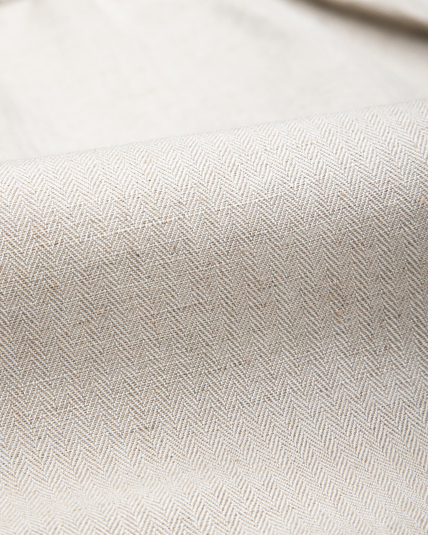 Oblique Shorts - Natural Silk Linen Fine HBT
