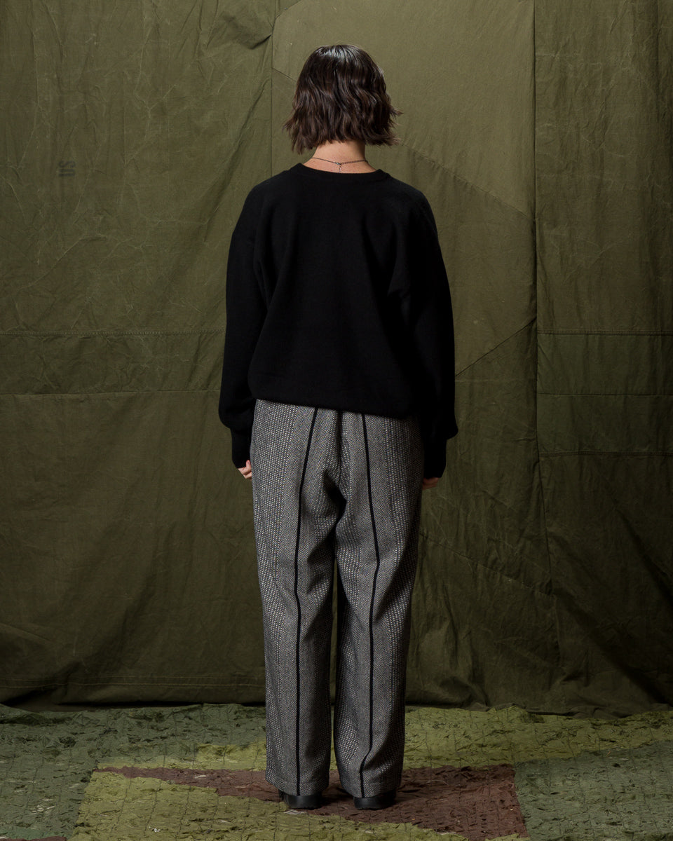 Olde Homesteader & Daughter Cashmere V Pullover - Black 10 - Standard & Strange