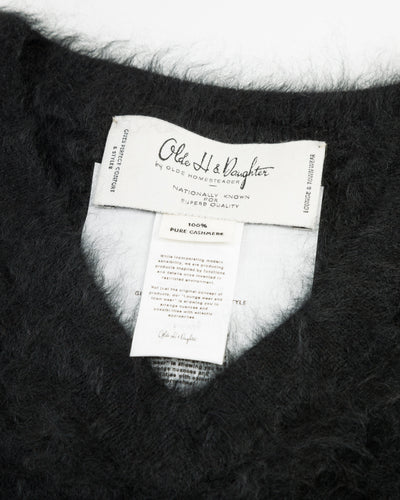 Olde H & Daughter Fur Cashmere V Pullover - Black 10 - Standard & Strange