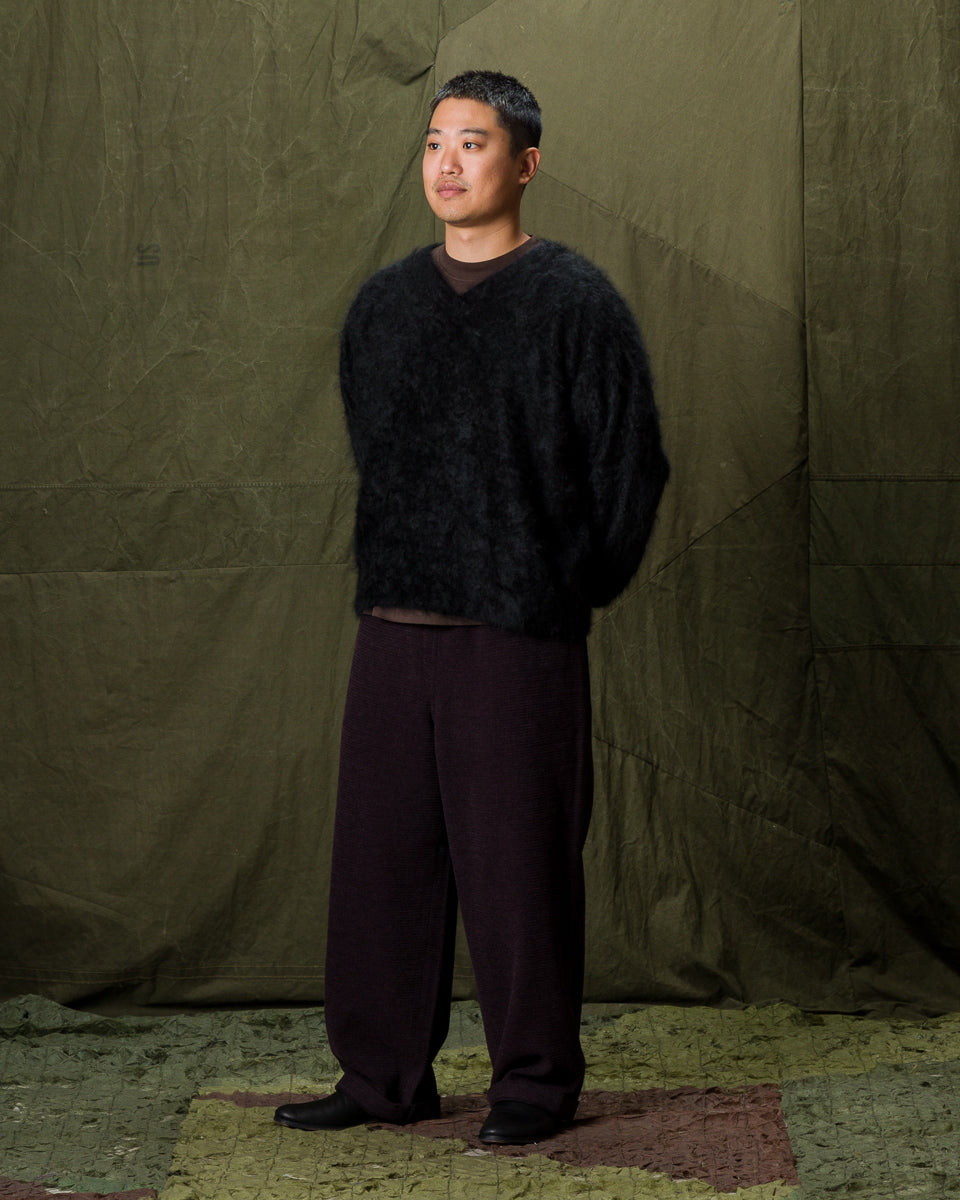 Olde H & Daughter Fur Cashmere V Pullover - Black 10 - Standard & Strange