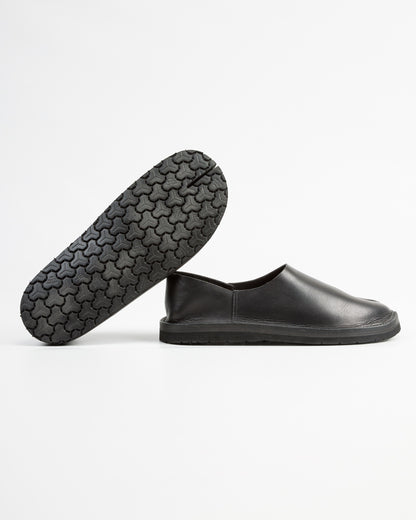 Tokyo Sandal Tabi Babouche - Black - Standard & Strange