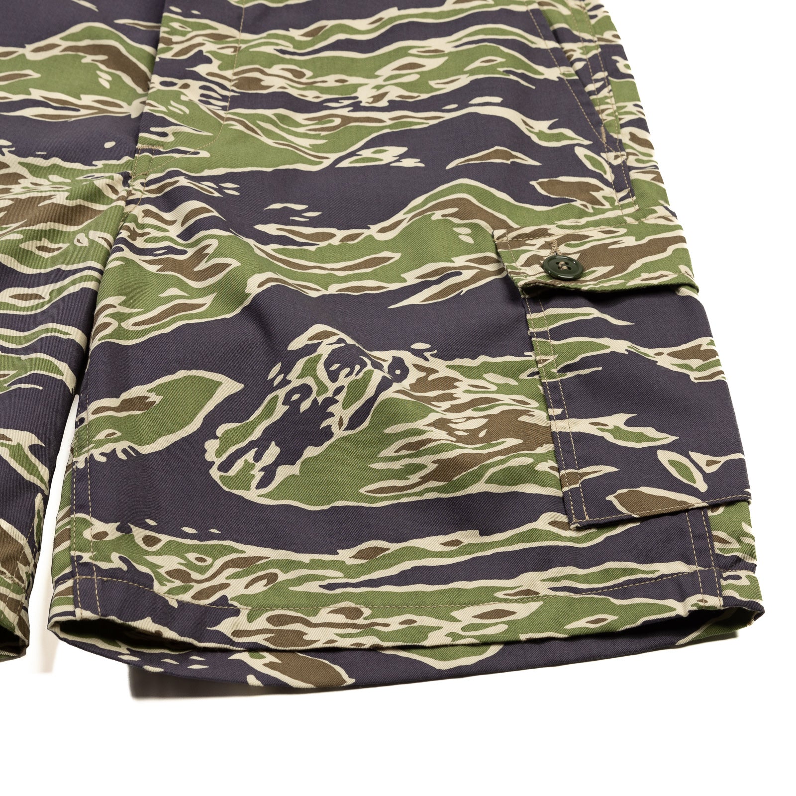 The Real McCoy's Tiger Camouflage Civilian Shorts - Late War Green