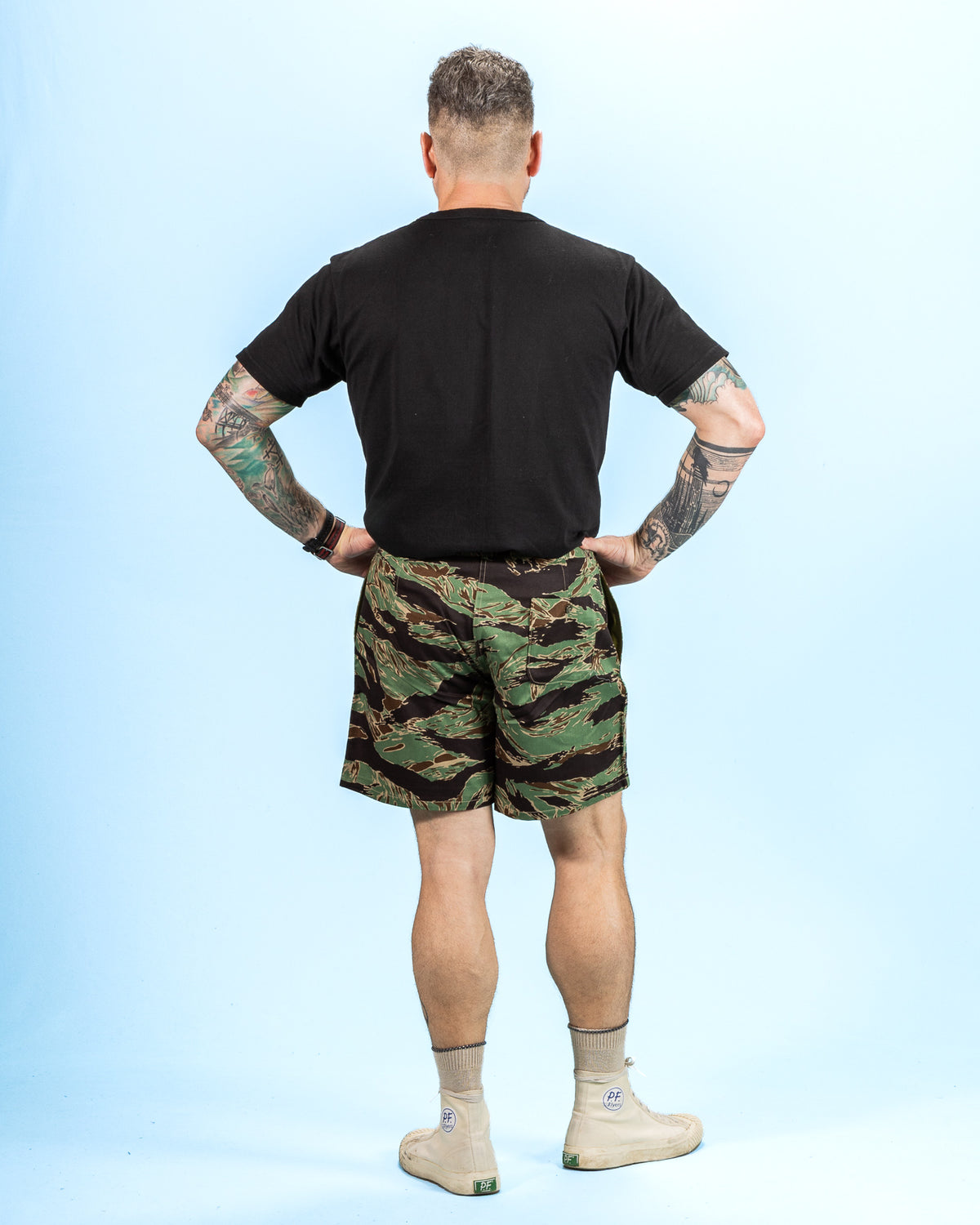 The Real McCoy's Tiger Camouflage Swim Shorts / John Wayne - Green - Standard & Strange