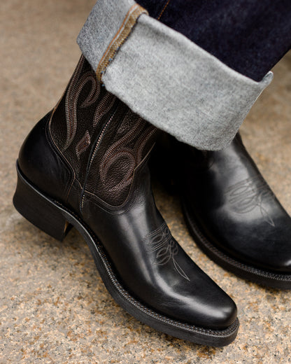 Rolling Dub Trio Loro Side Zip - Black Flame Embroidery - Standard & Strange