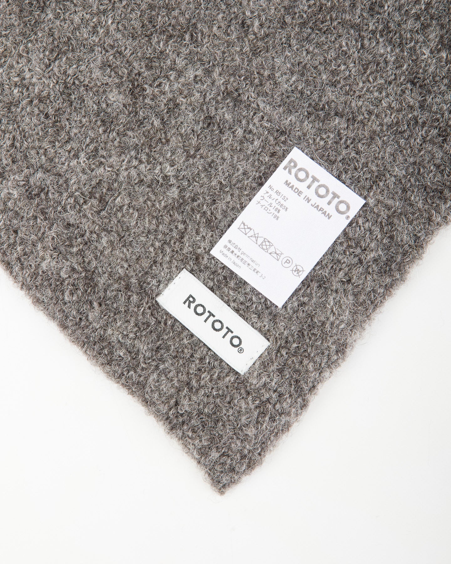 RoToTo Alpaca Boucle Short Muffler - Dark Gray - Standard & Strange