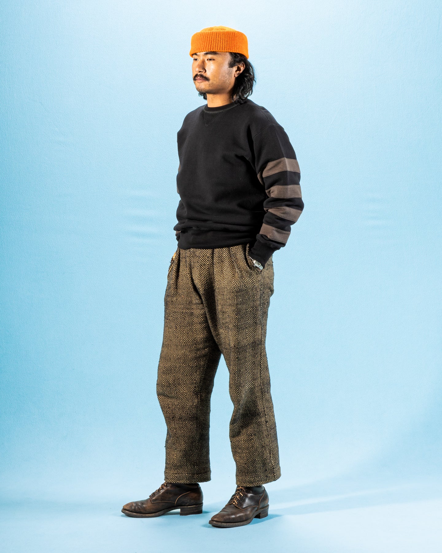 Buco Striped-Sleeve Sweatshirt - Black/Charcoal – Standard & Strange