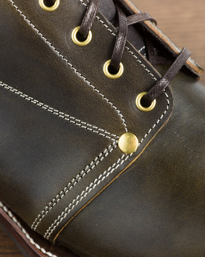 Unsung House S&S x Unsung House Slog Boot - Walnut Overdye Olive Latigo - Standard & Strange