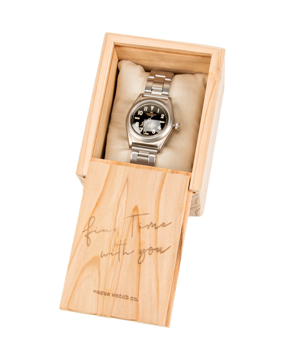Vague Watch Co. – Standard & Strange