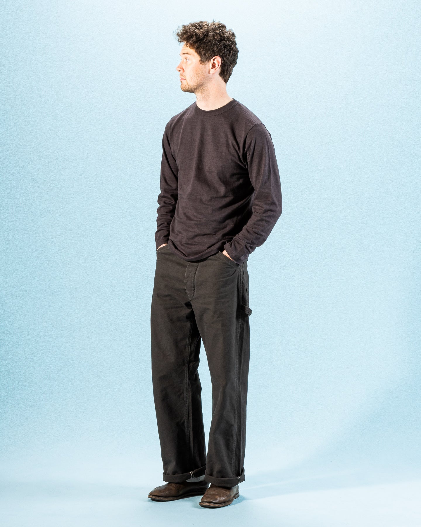 Warehouse Long Sleeve Crew Neck Tee - Sumikuro - Standard & Strange