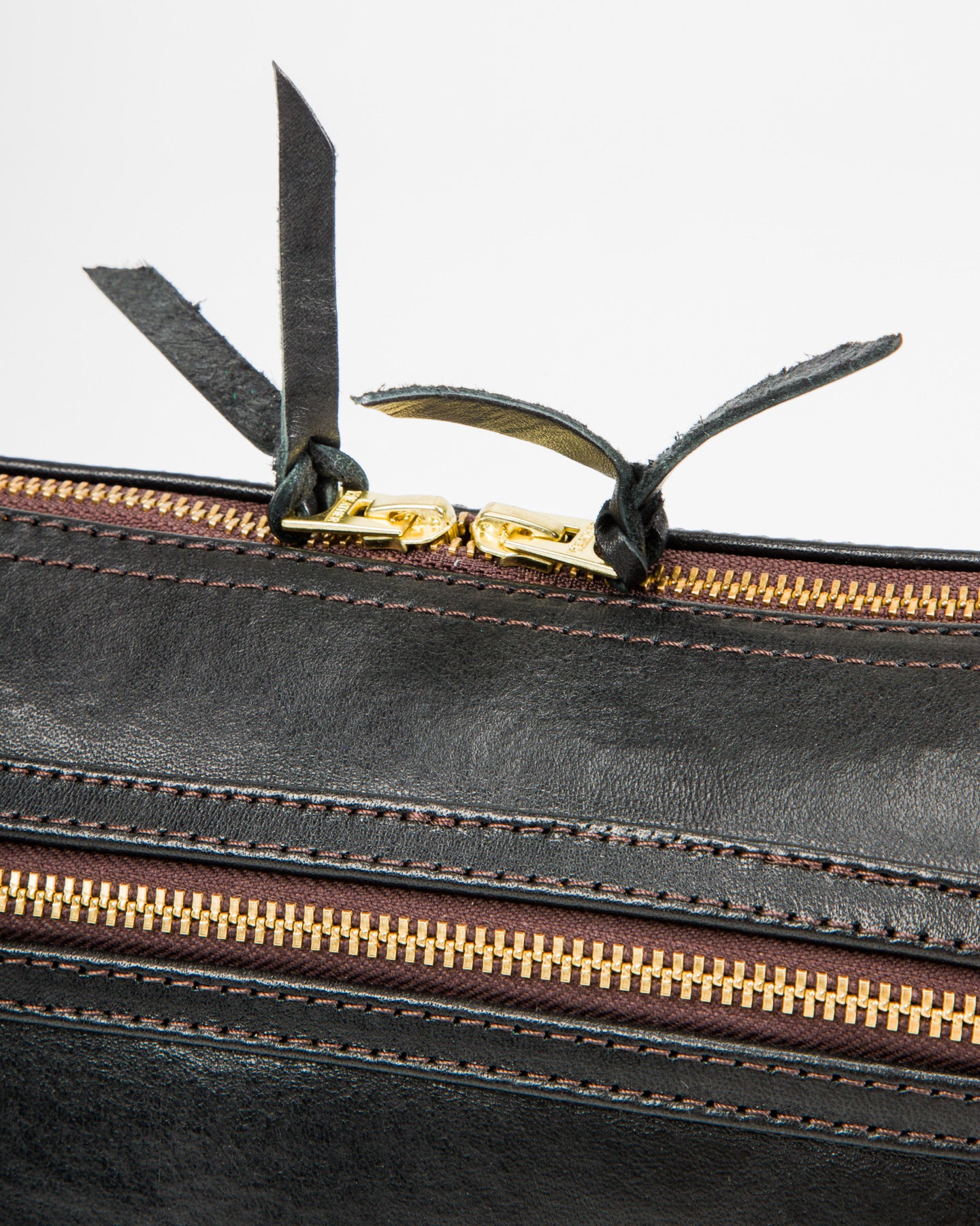 Y'2 Leather Shoulder Bag - Black Horse (BG-02) - Standard & Strange