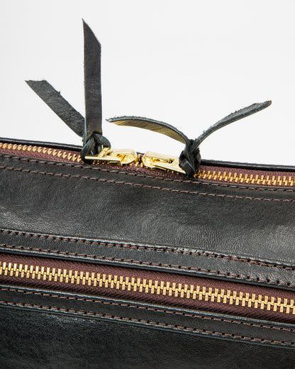 Y'2 Leather Shoulder Bag - Black Horse (BG-02) - Standard & Strange