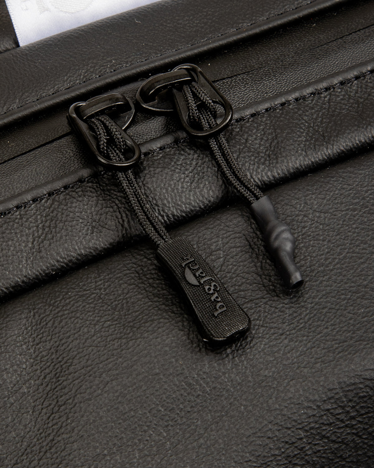 Bagjack TRVL Bull Leather Duffle - Black Small - Standard & Strange
