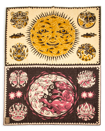 The Fifth Sun Blanket