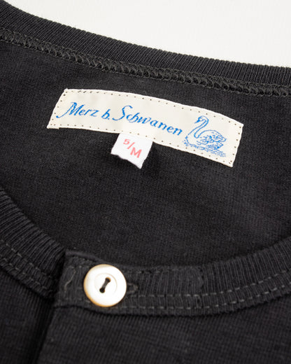 Merz b. Schwanen 207 Loopwheeled SS Henley - Charcoal - Standard & Strange