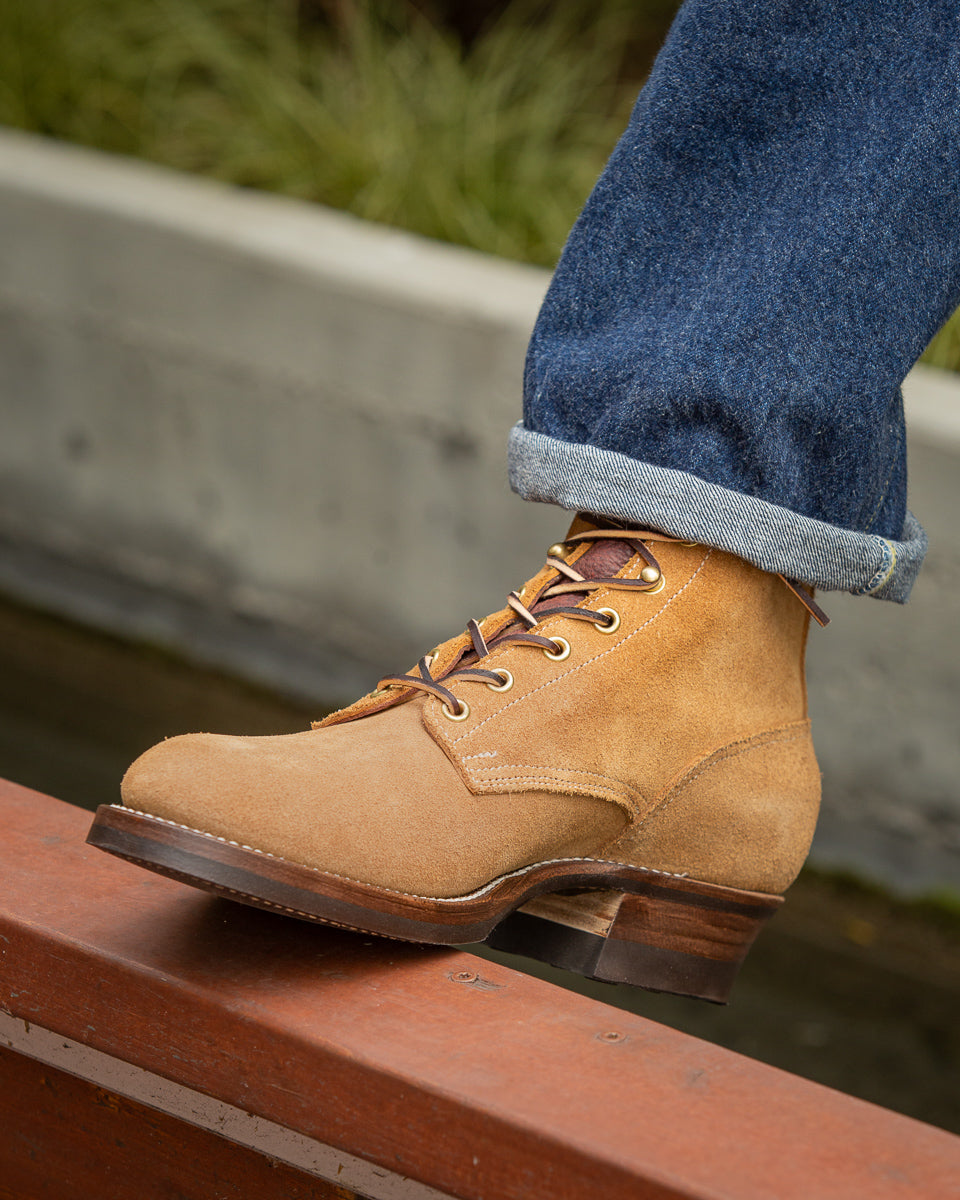 Rolling Dub Trio Griffin Plain Toe Boots - Beige Suede - Standard & Strange