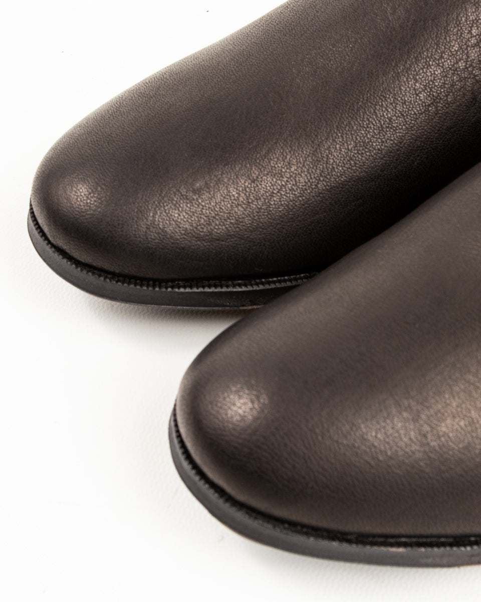 Rolling Dub Trio Swan Slip On - Black Deerskin - Standard & Strange